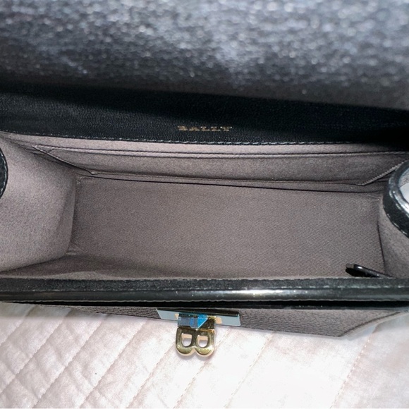 Bally Suzy Crossbody - Picture 9 of 9